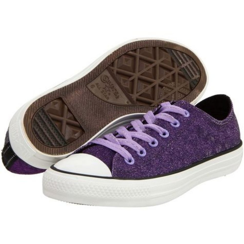 Converse Chuck Taylor All Star Womens Sz 6 purple EUC